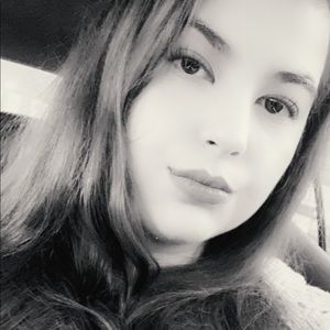 Meet your Posher, Paige